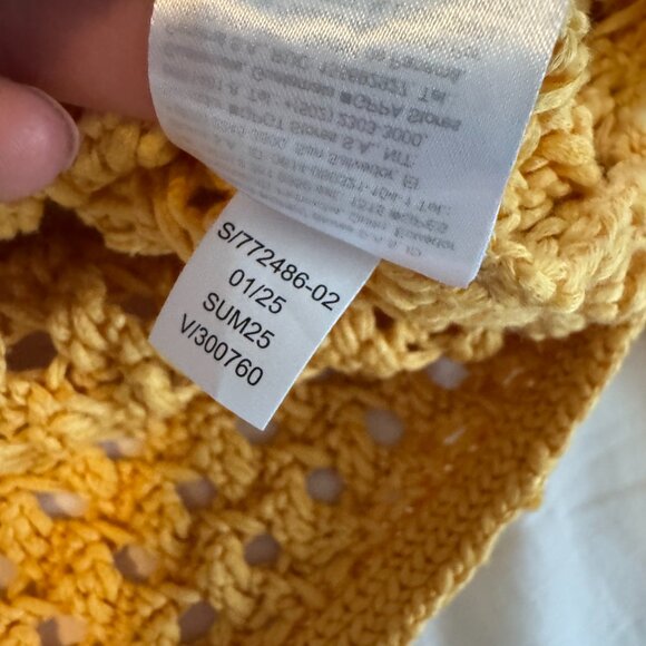 Banana Republic Cotton Crochet-Style Cropped Sweater - Picture 9 of 10